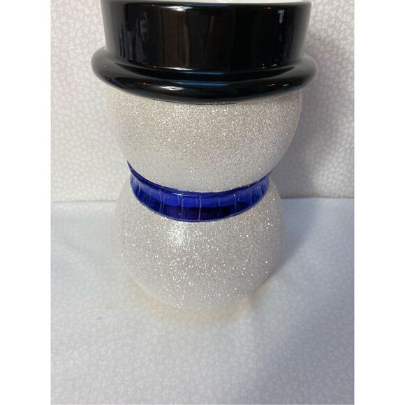 Bath and Body Works Glittery Snowman 3-Wick Candle Holder - Picture 4 of 6